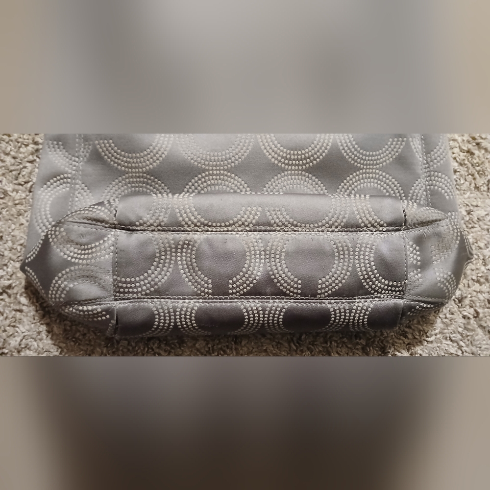 Coach Ashley Signature Hobo Bag Gray Satin Jacquard Patent Leather Trim - Picture 8 of 13